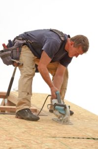 What are the benefits of hiring a roofing contractor?