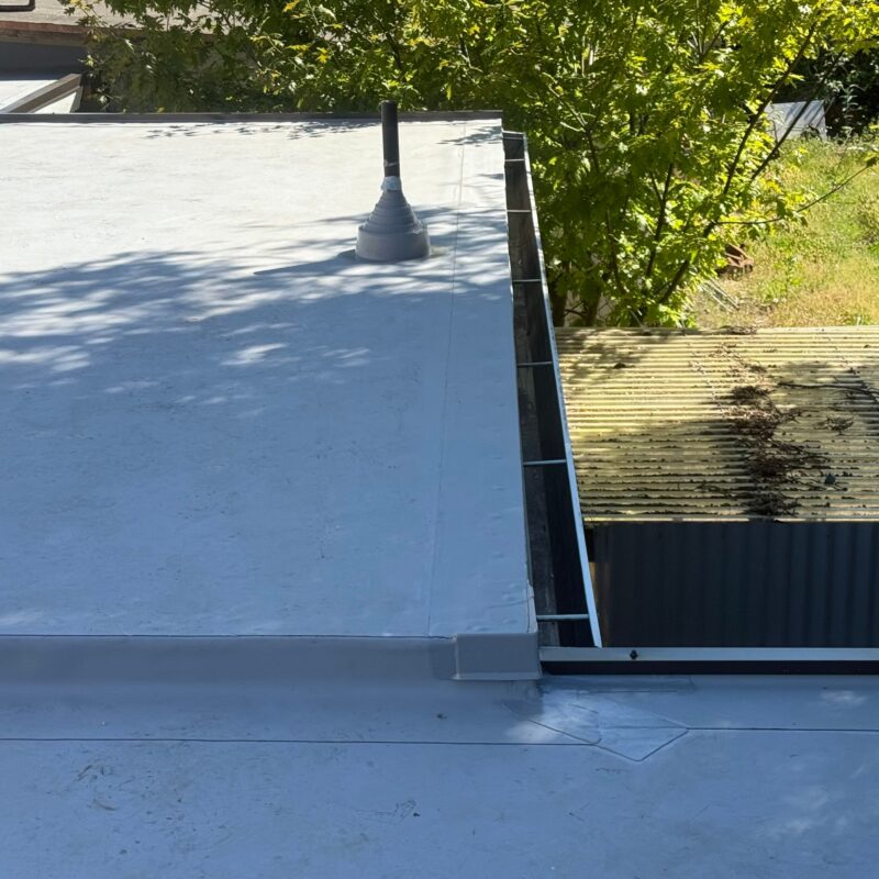 Completed flat roof project by Pioneer Roofers for B.W. in Scappoose